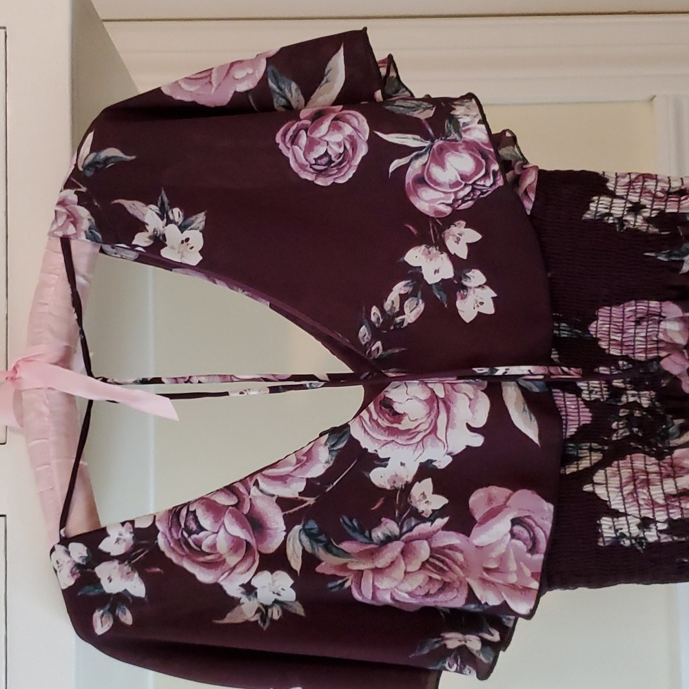 Charlotte Russe Floral Crop Top - Size Medium - Picture 5 of 6